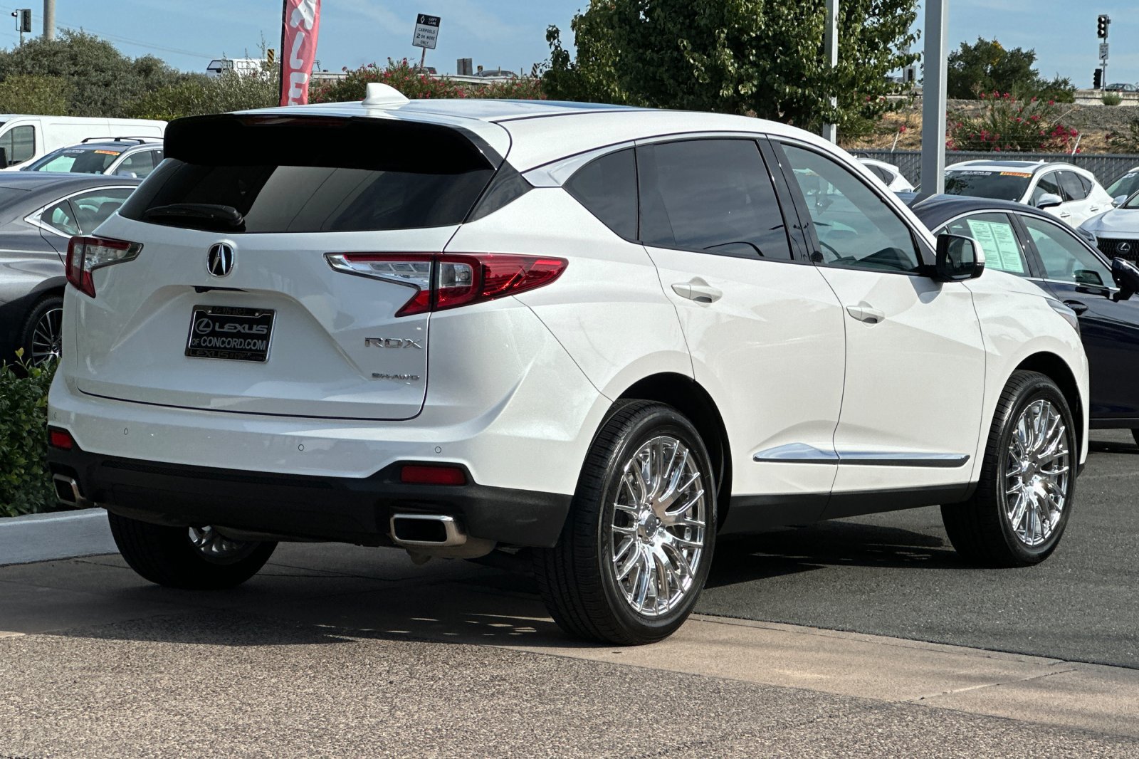 Used 2024 Acura RDX w/ Technology Package AWD/4WD image 4