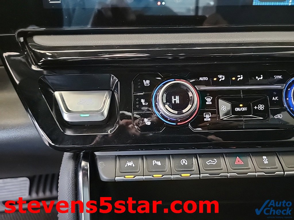 Used 2024 GMC Sierra 1500 AT4 w/ Technology Package image 17