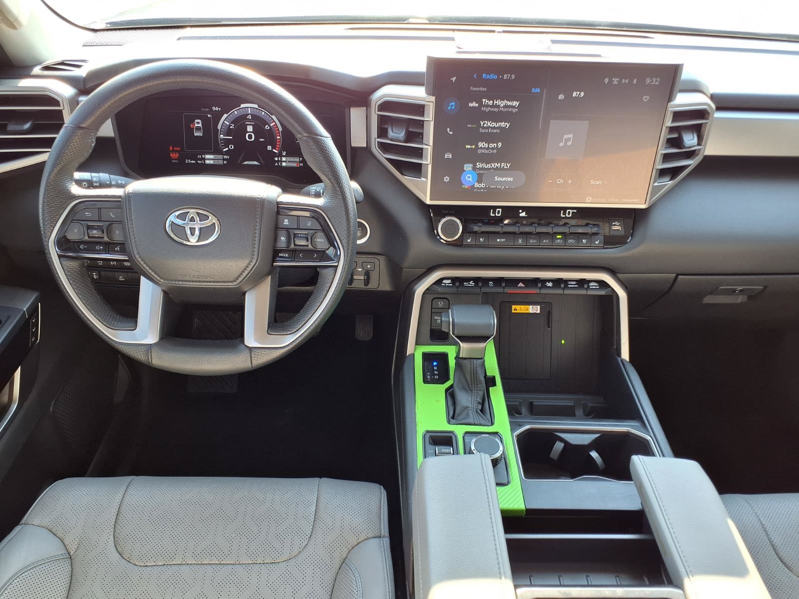 Used 2024 Toyota Tundra Limited w/ Power Package AWD/4WD image 11