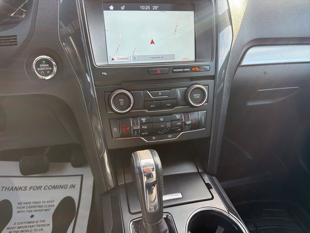 Used 2017 Ford Explorer XLT w/ Equipment Group 202A image 16