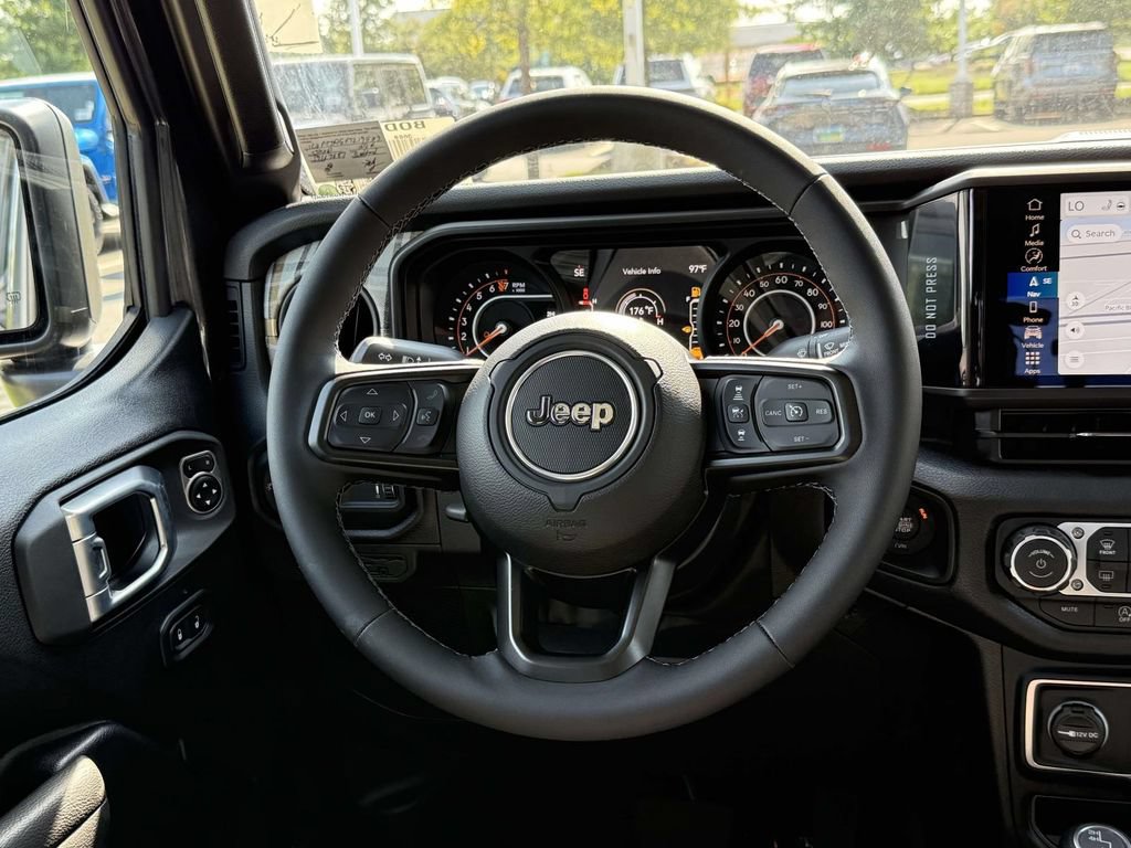 New 2026 Jeep Gladiator Sport AWD/4WD image 19