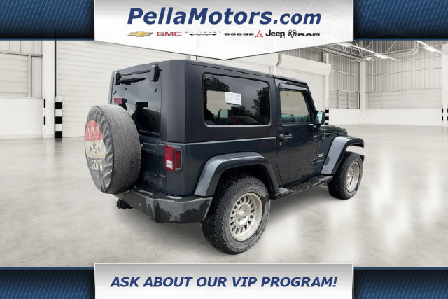Used 2007 Jeep Wrangler Sahara w/ Dual Top Group AWD/4WD image 3