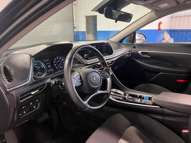 Used 2023 Hyundai Sonata SEL w/ Cargo Package image 22