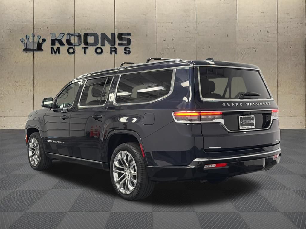 Used 2023 Jeep Grand Wagoneer L Series II w/ Premium Group II AWD/4WD image 5