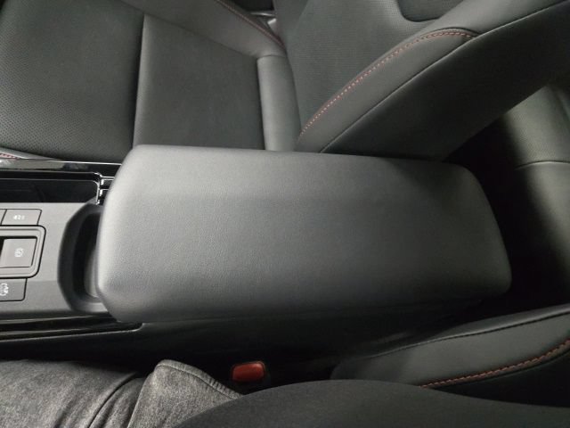 New 2027 Toyota Prius Plug-In Hybrid FWD image 29