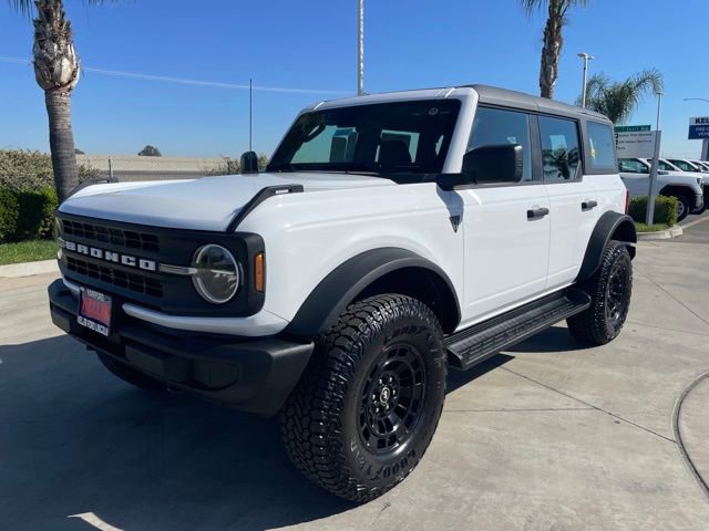 New 2026 Ford Bronco 4-Door w/ Sasquatch Package