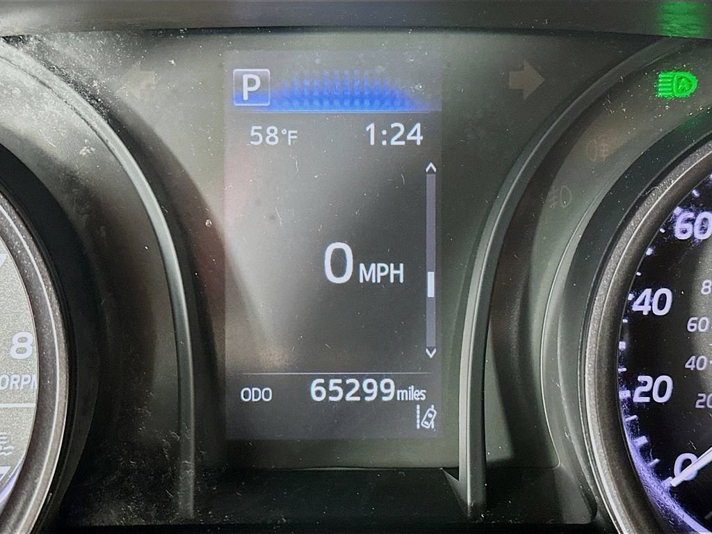 Used 2023 Toyota Camry SE image 15