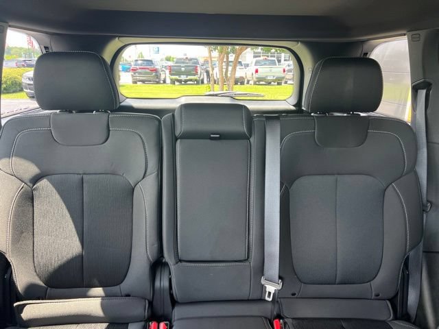 New 2026 Jeep Grand Cherokee Laredo X AWD/4WD image 18