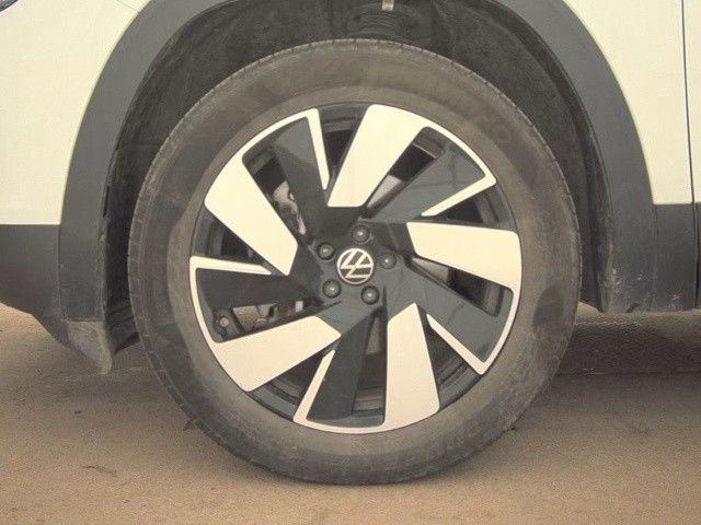 Used 2025 Volkswagen Atlas Cross Sport SE image 19