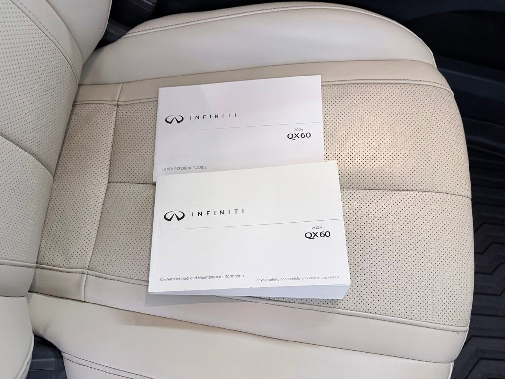 Certified 2024 INFINITI QX60 Pure image 40