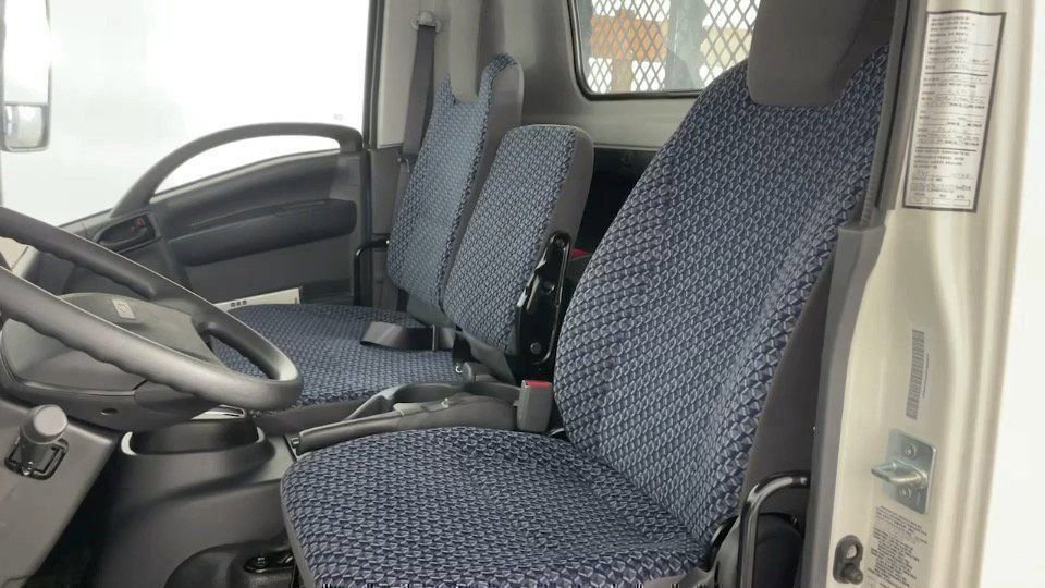 New 2025 Chevrolet Low Cab Forward image 15