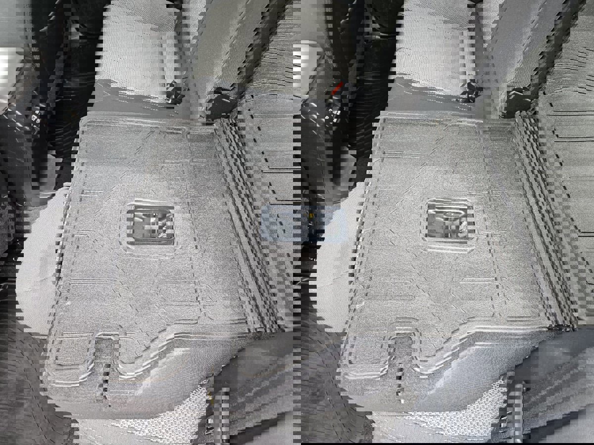 Used 2024 Subaru Crosstrek 2.0i Premium image 31