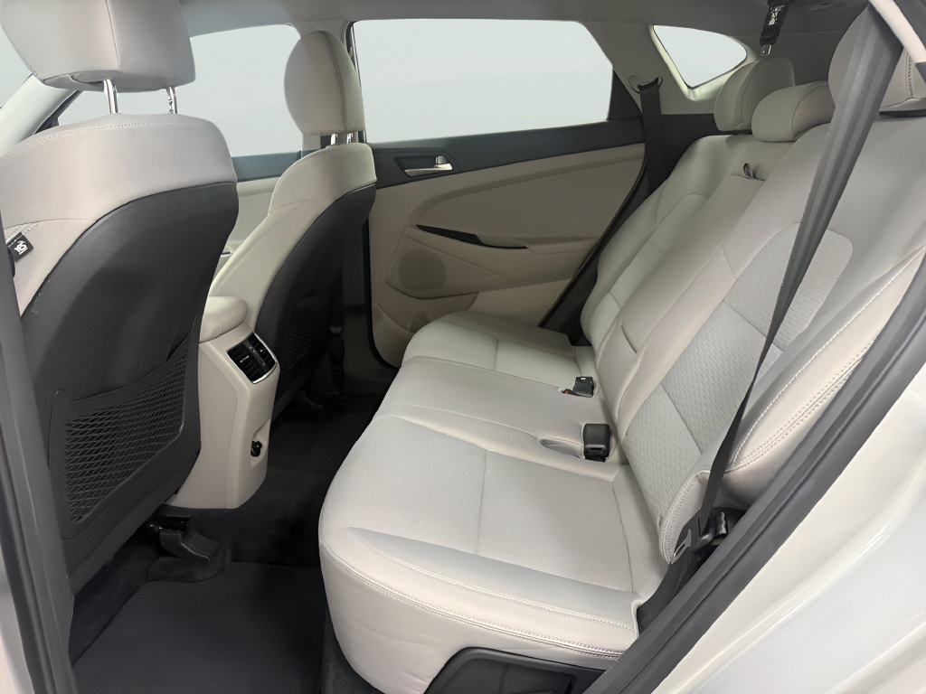 Used 2021 Hyundai Tucson SEL w/ Cargo Package AWD/4WD image 15