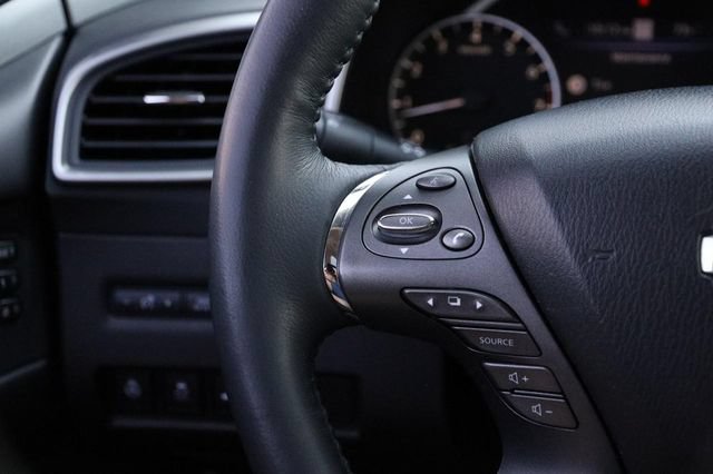 Used 2019 Nissan Murano SL w/ SL Technology Package FWD image 13