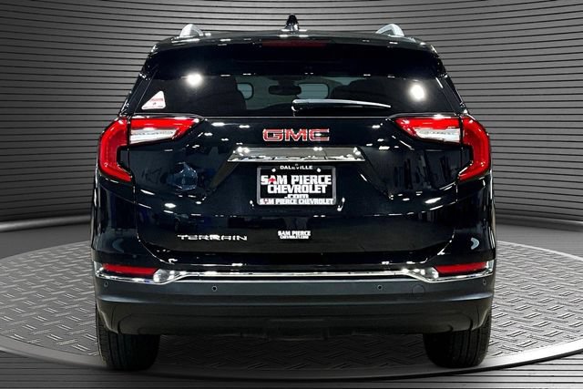 Used 2023 GMC Terrain SLT w/ Infotainment Package II FWD image 5