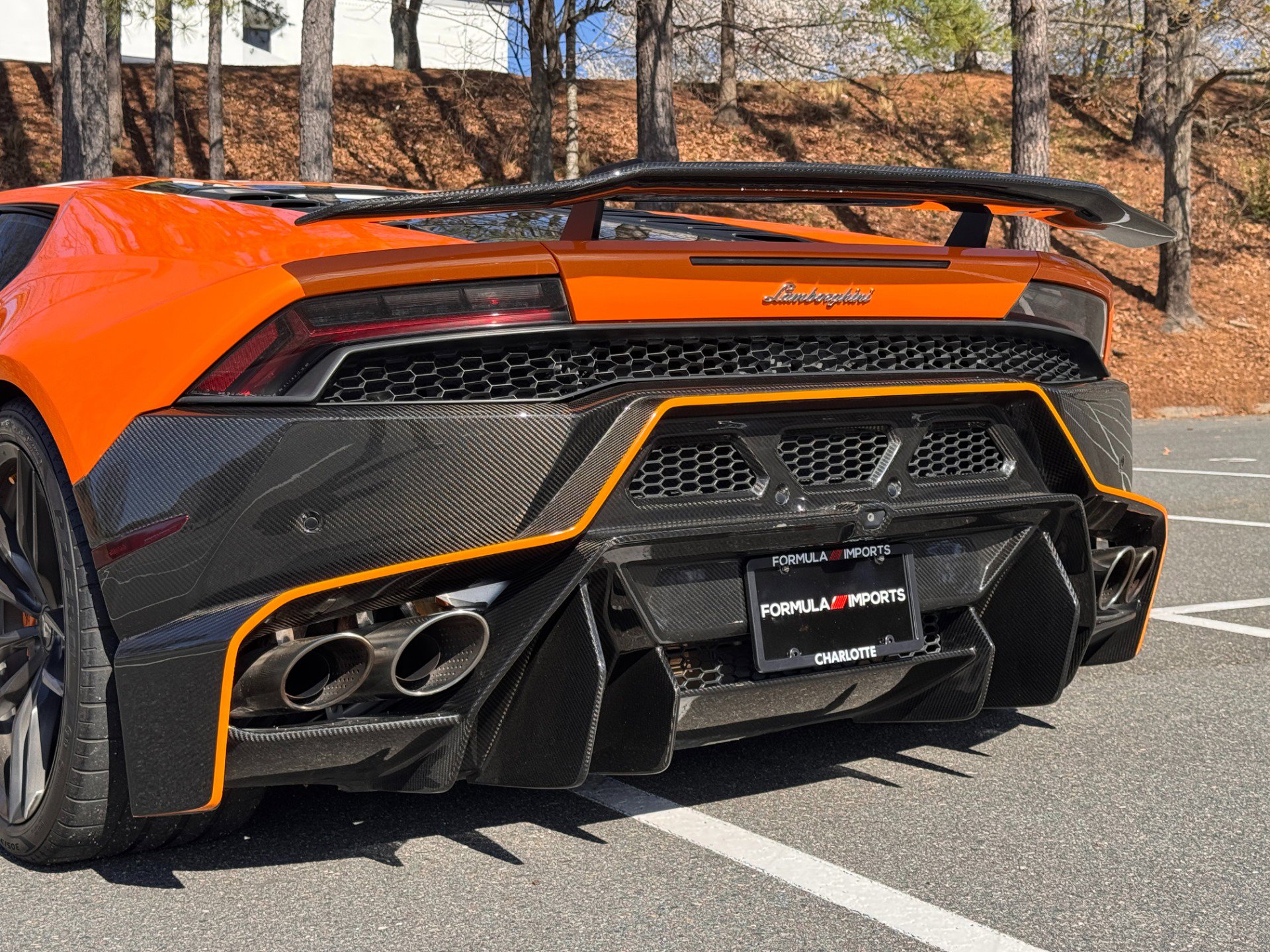 Used 2015 Lamborghini Huracan LP 610-4 image 22