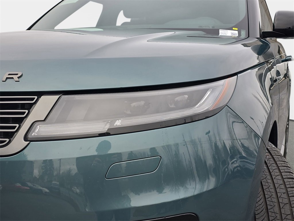 Used 2024 Land Rover Range Rover Sport SE image 33
