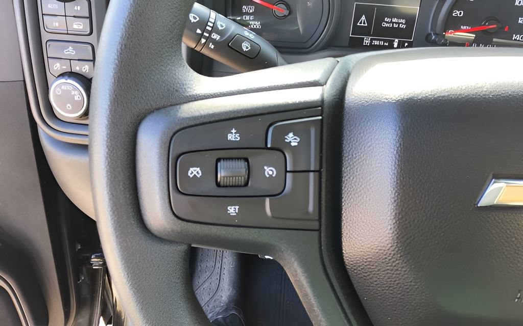 Used 2022 Chevrolet Silverado 1500 W/T w/ WT Value Package AWD/4WD image 18