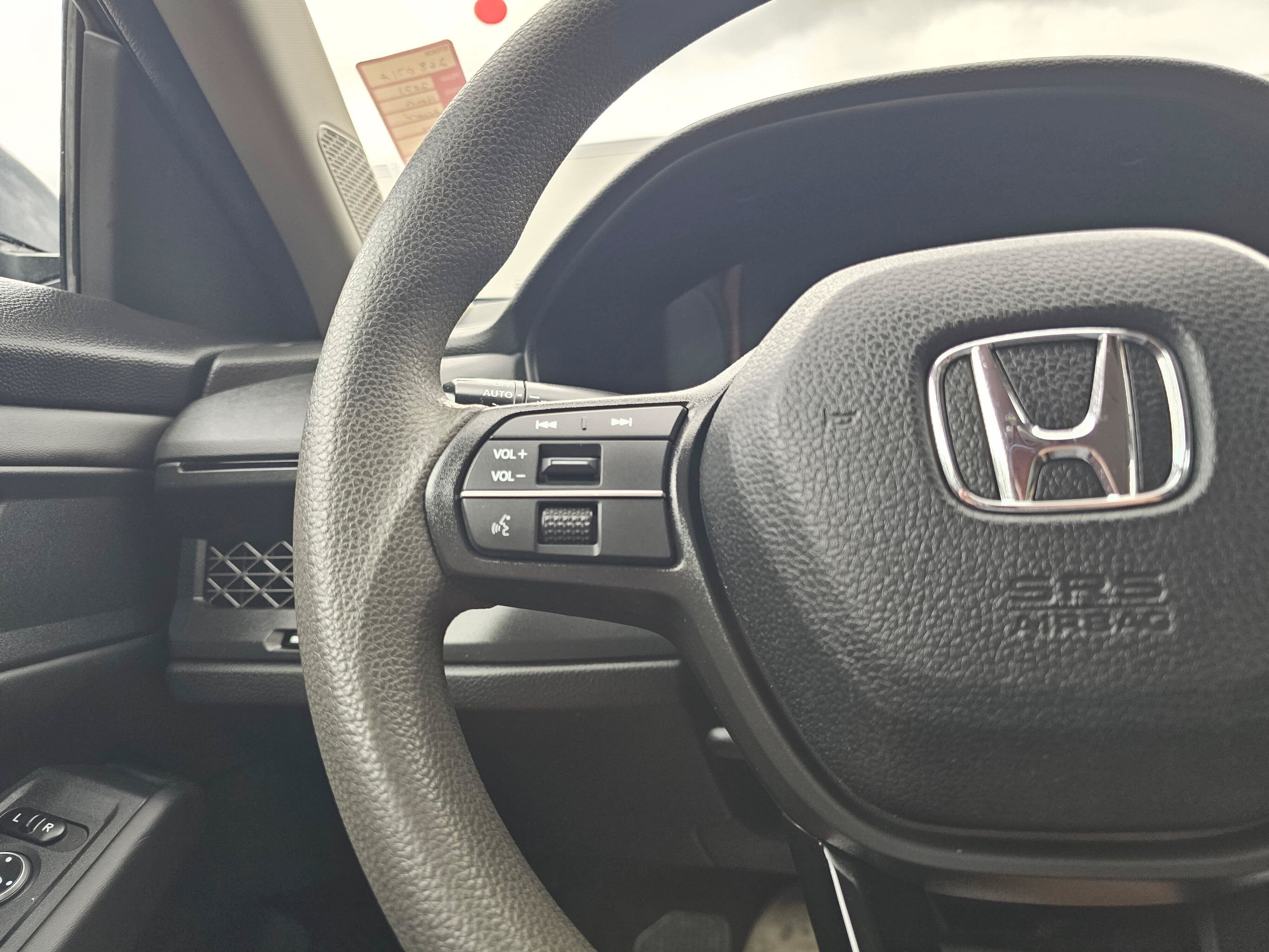 Used 2023 Honda Accord EX image 33