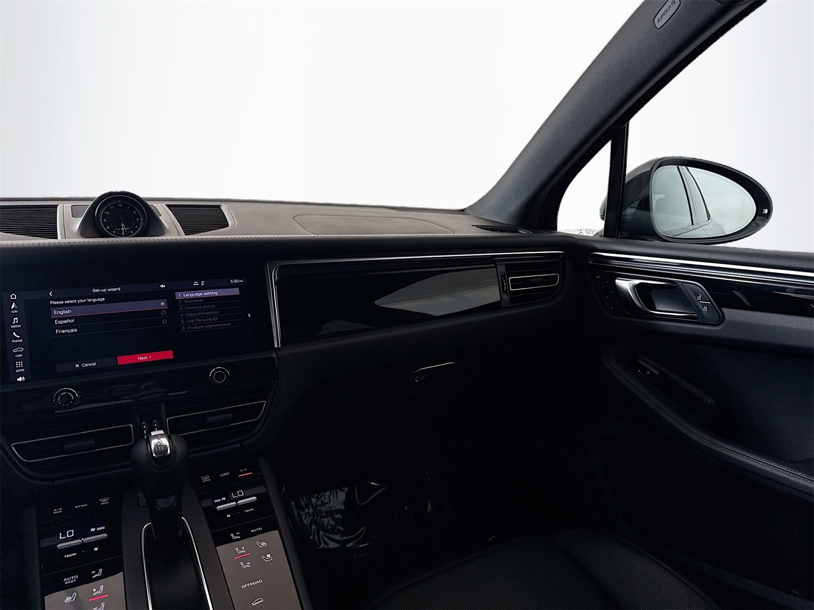 Used 2022 Porsche Macan image 20