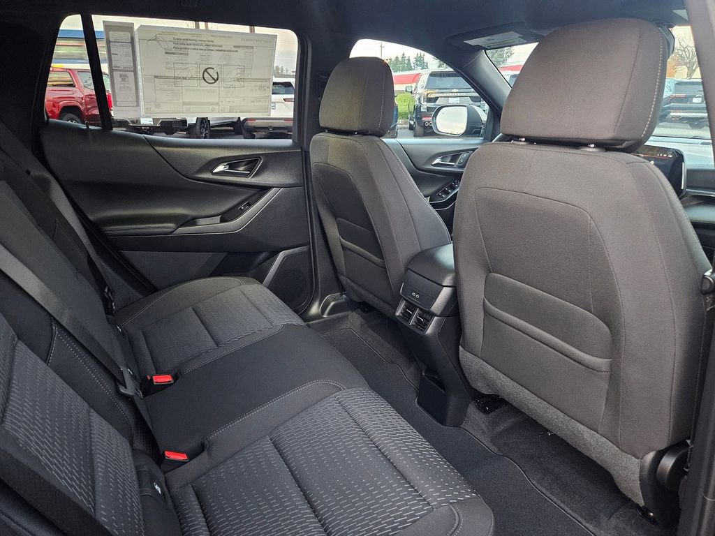 New 2026 Chevrolet Equinox LT image 33