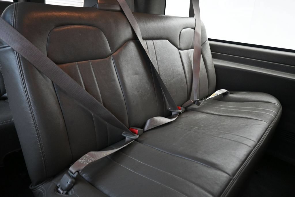 Used 2014 Chevrolet Express 3500 LS RWD image 38