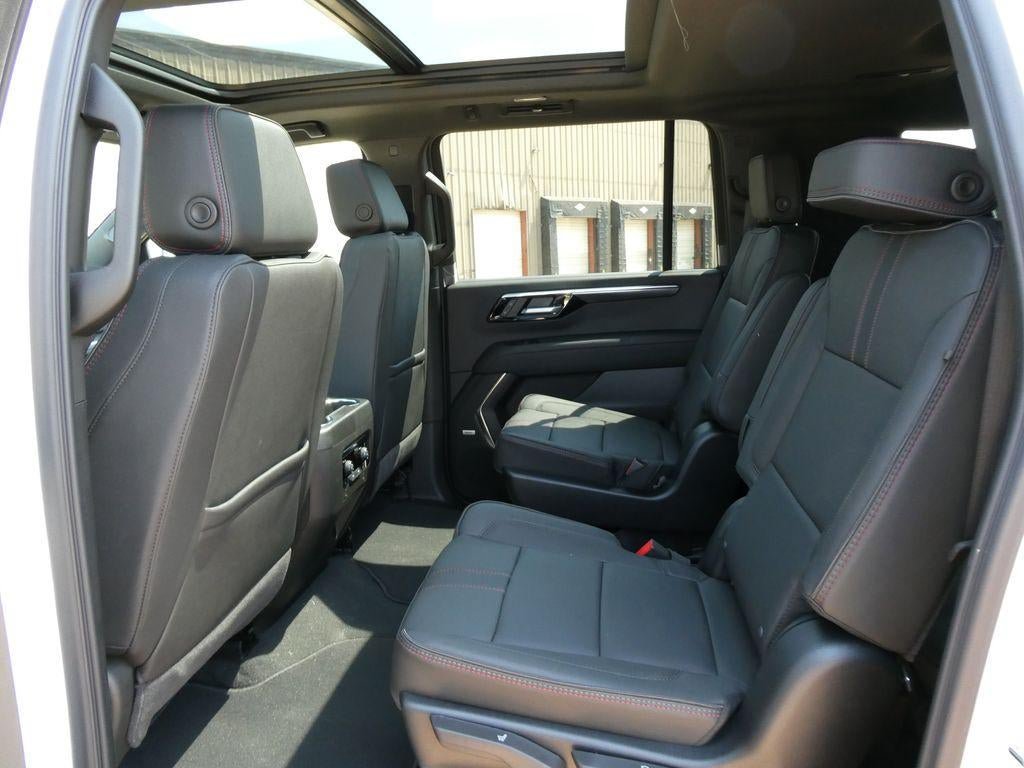 New 2026 Chevrolet Suburban RST w/ Comfort Package AWD/4WD image 13