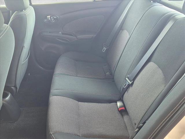 Used 2016 Nissan Versa SV w/ SV Appearance Package FWD image 13