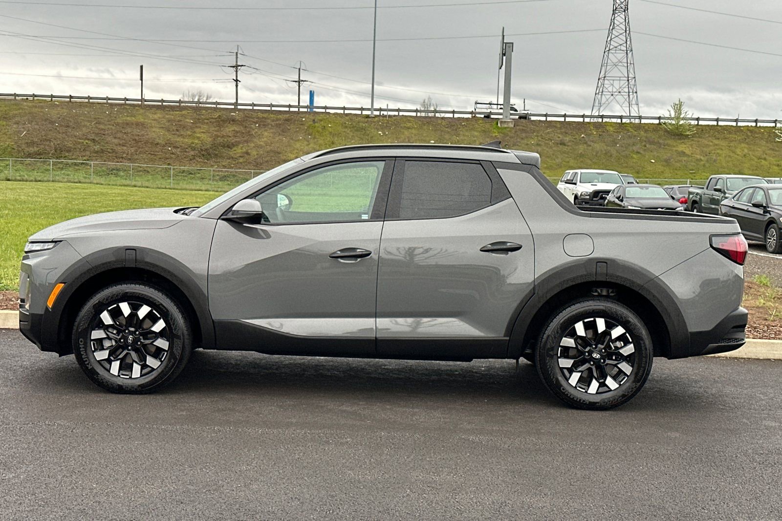 New 2025 Hyundai Santa Cruz SEL image 6