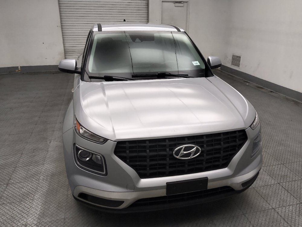 Used 2021 Hyundai Venue SE FWD image 14