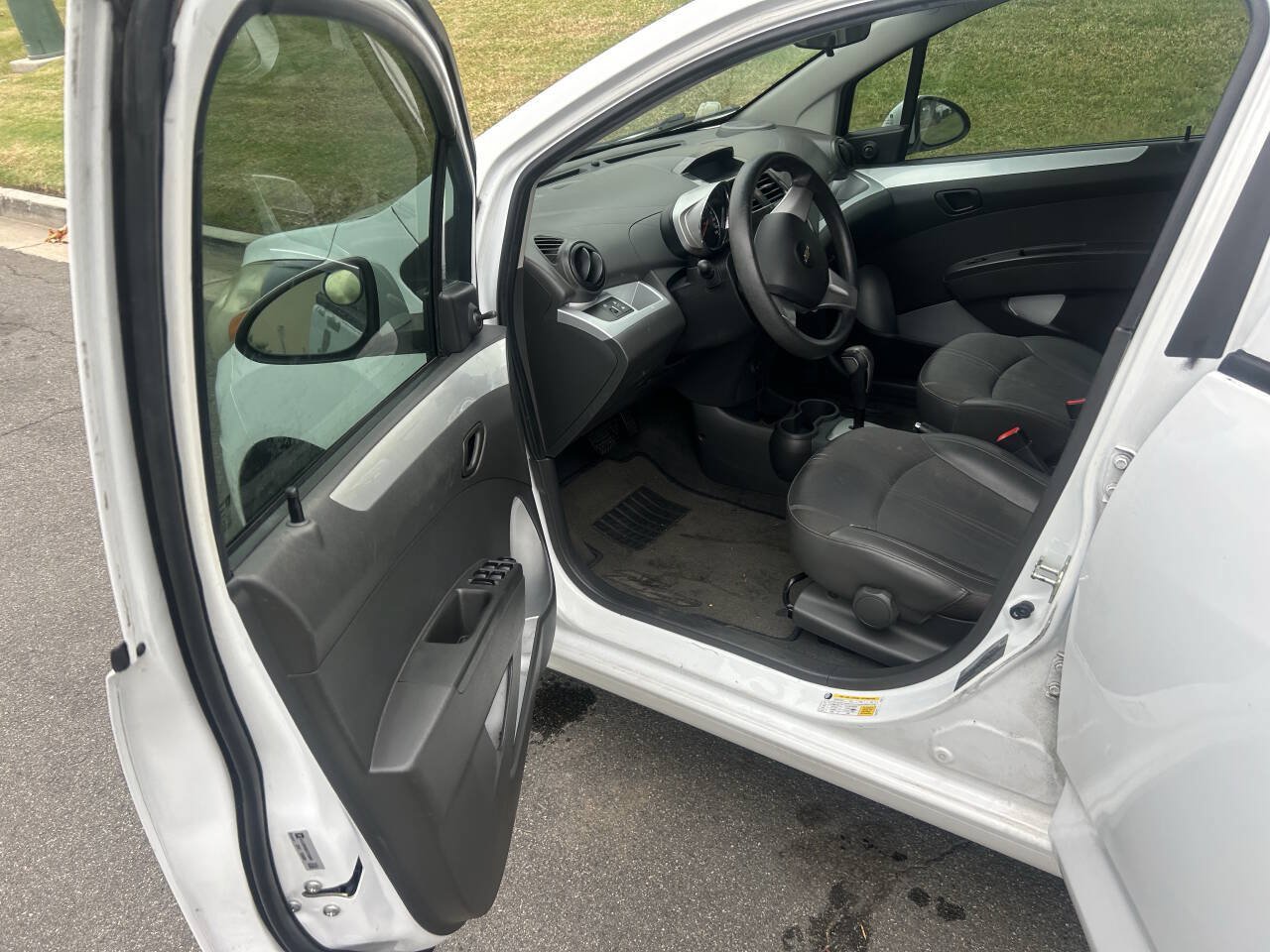 Used 2014 Chevrolet Spark LS FWD image 7