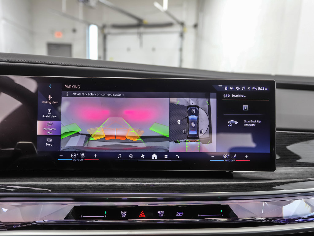 Used 2026 BMW 750e xDrive w/ Executive Package AWD/4WD image 19