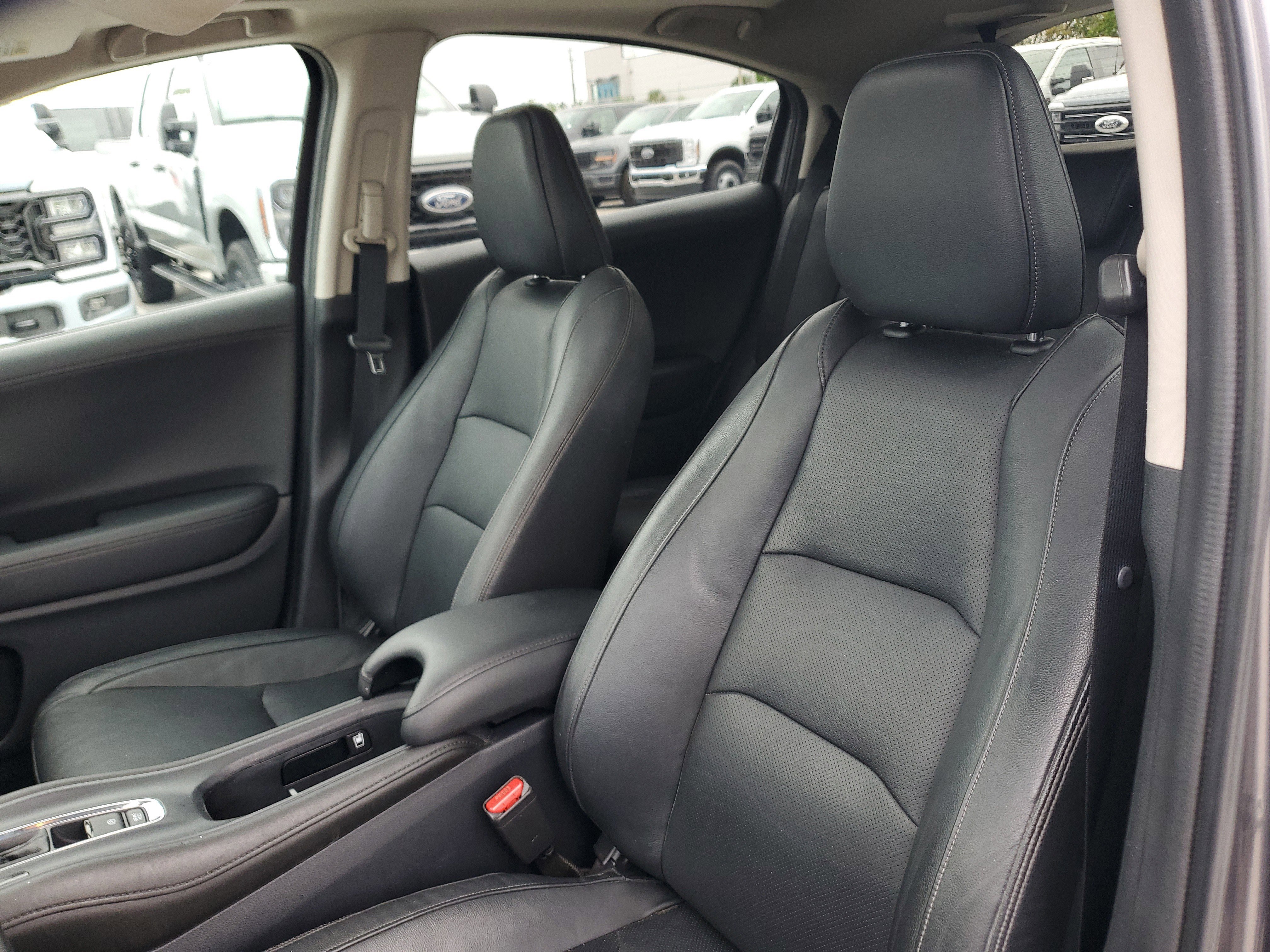 Used 2021 Honda HR-V EX-L image 12