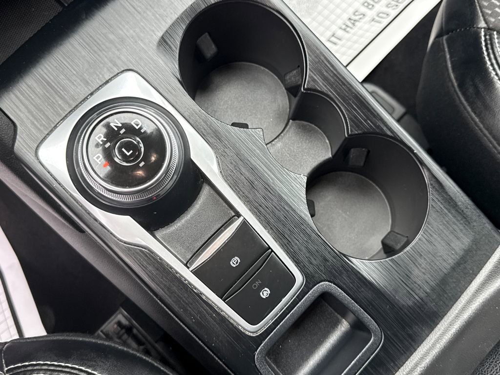 Used 2023 Ford Escape SE image 31