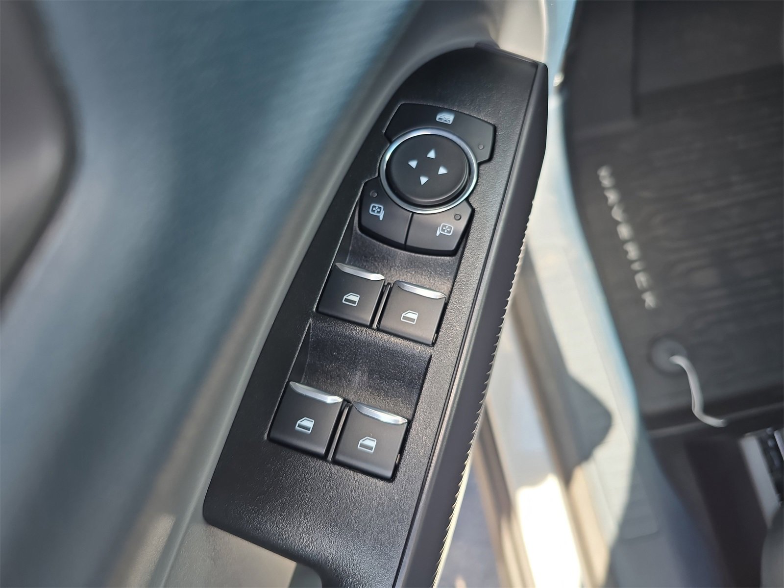 New 2025 Ford Maverick XL w/ 4K Tow Package image 13