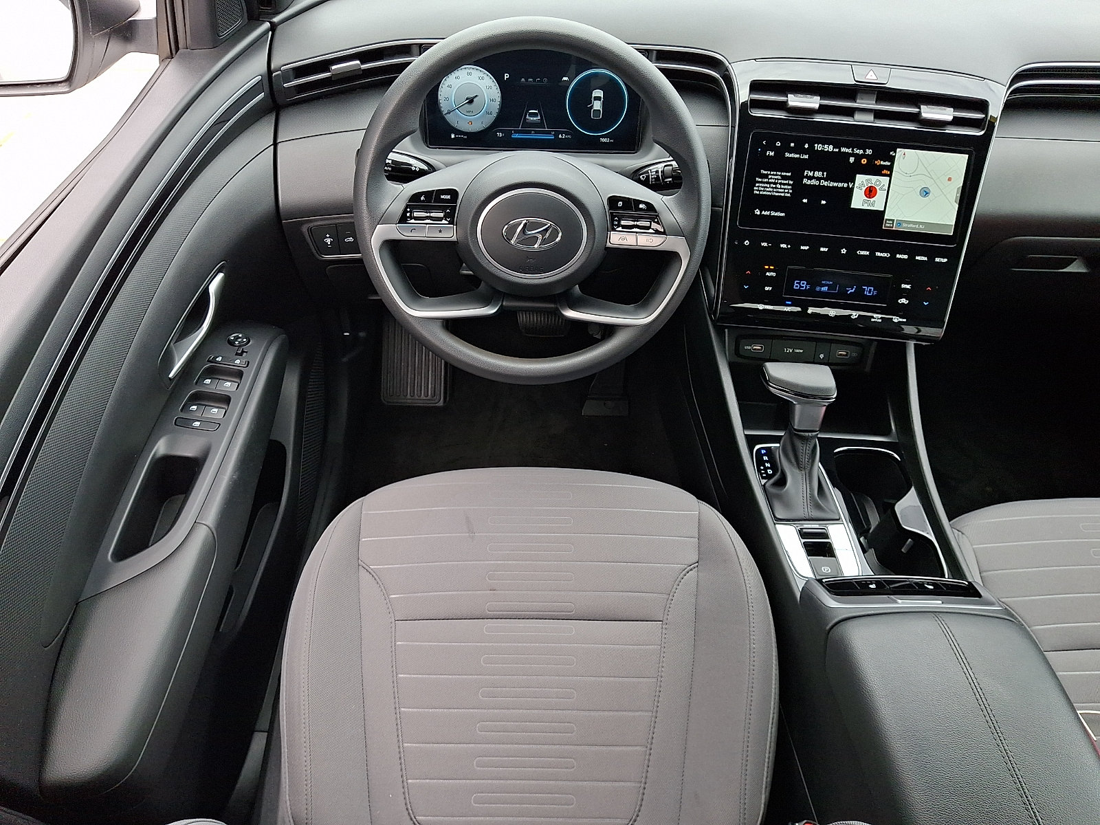 Used 2024 Hyundai Santa Cruz SEL w/ Activity Package AWD/4WD image 12