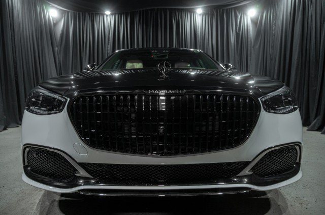 New 2026 Mercedes-Benz Maybach S 580 4MATIC image 2