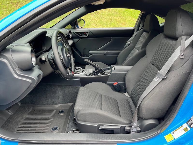 Used 2023 Toyota GR86 w/ ALL Weather Mat Package (TMS) RWD image 8