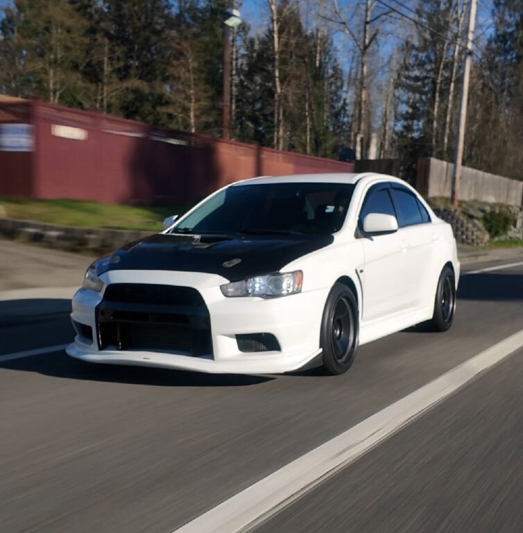 Used 2012 Mitsubishi Lancer Evolution GSR image 5