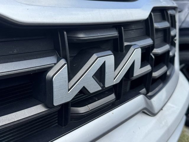 Certified 2024 Kia Telluride S w/ S Sunroof Package FWD image 10