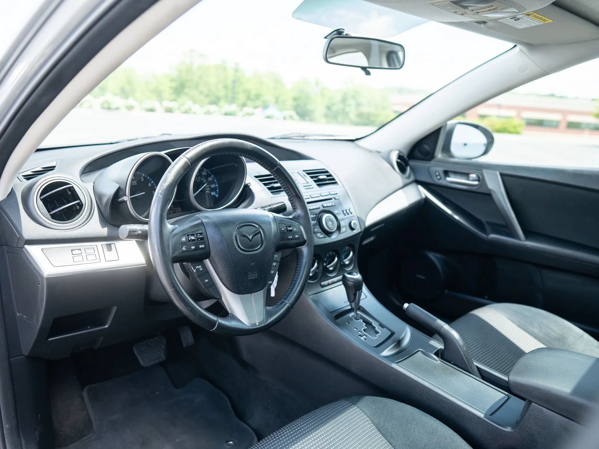 Used 2012 MAZDA MAZDA3 i Touring FWD image 18