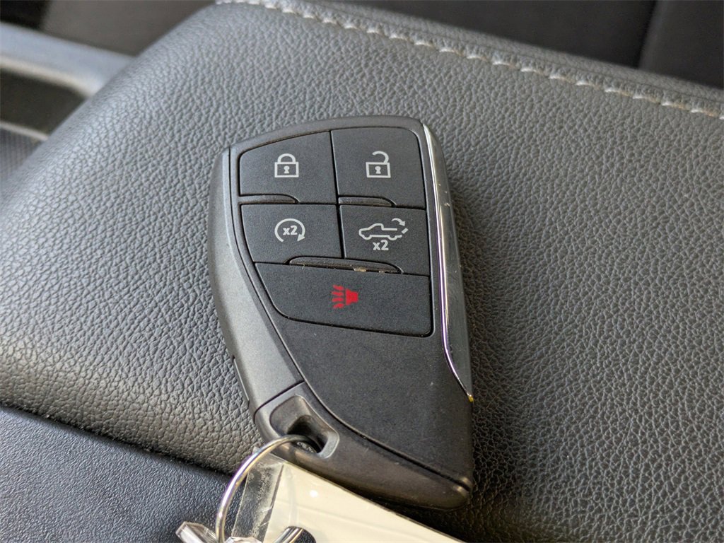 Used 2024 GMC Sierra 1500 Elevation image 29