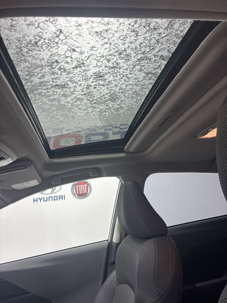 Used 2024 Subaru Crosstrek 2.0i Premium image 19