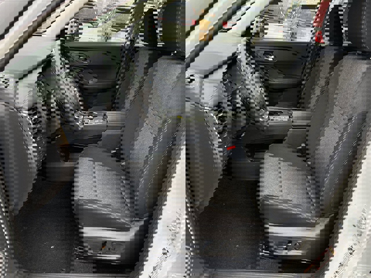 Certified 2024 Nissan Rogue SV image 21