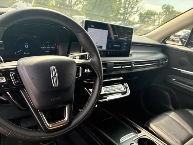 Used 2023 Lincoln Corsair FWD image 14