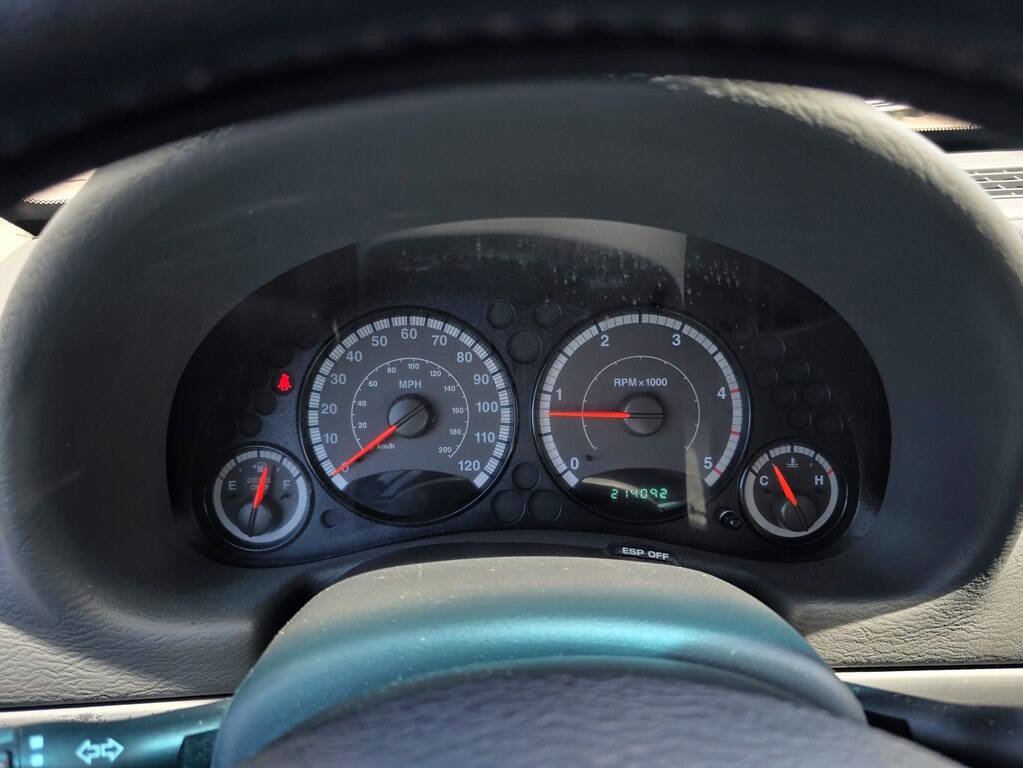 Used 2006 Jeep Liberty Sport AWD/4WD image 14