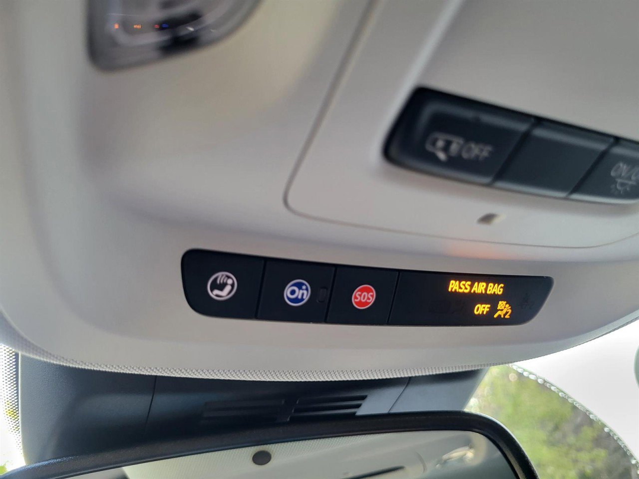 Used 2025 Buick Envision Sport Touring image 23