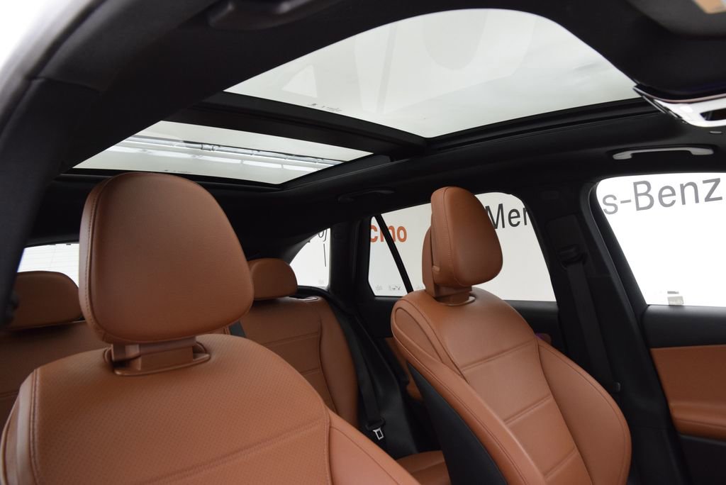 Certified 2026 Mercedes-Benz GLC 300 image 18