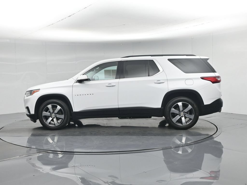 Used 2020 Chevrolet Traverse LT w/ LT Premium Package FWD image 31