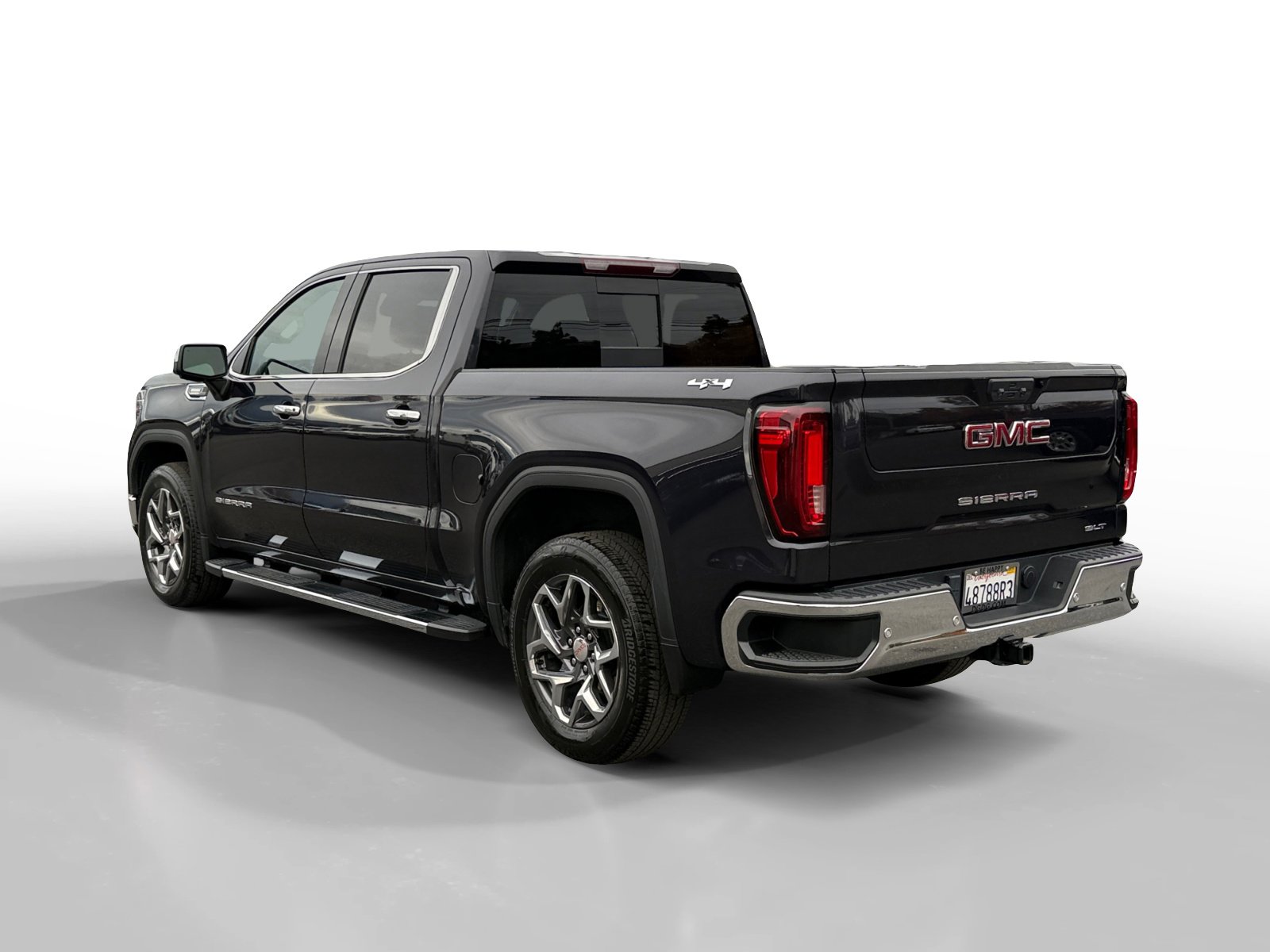 Used 2022 GMC Sierra 1500 SLT w/ SLT Premium Plus Package image 3